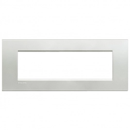 LNA4807AG LivingLight Рамка прямоугольная, 7 модулей, цвет Серебро